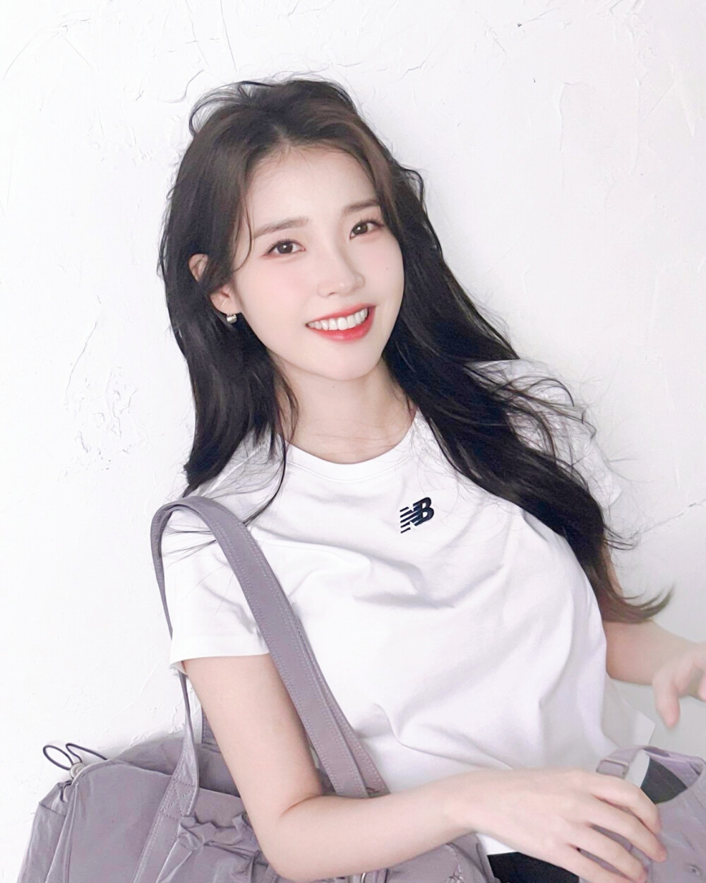 IU