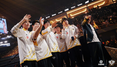 20240518重庆狼队 vs 成都AG超玩会（总决赛）