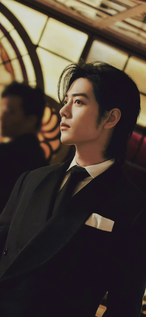 肖战  「肖烟四起，为战而来」