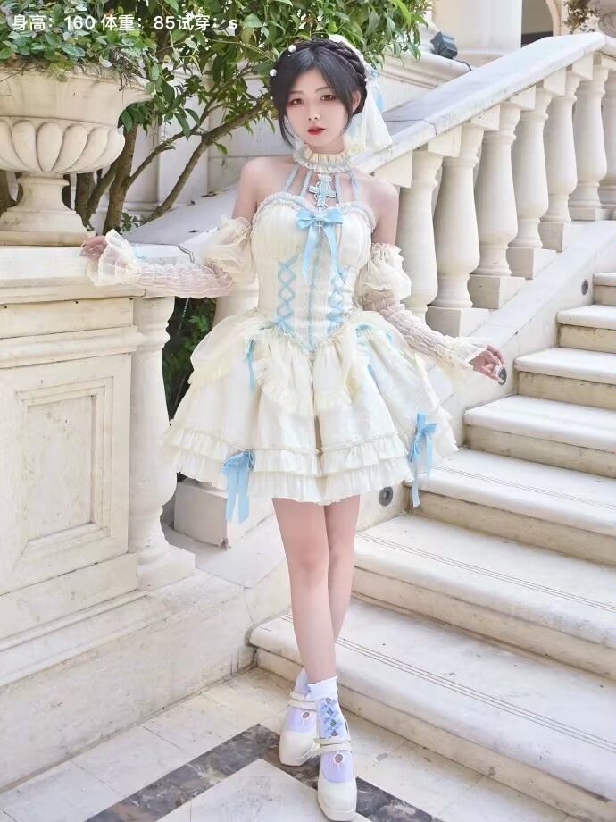 生成蓝也是这么好看，是谁还不爱啊，有没有蓝色系的lo鞋推荐鸭
#lolita #lolita穿搭 #Lolita 