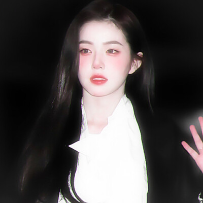  *“他肯定想不到，但凡有一点点委屈，我都会很想他.”//裴珠泫Irene