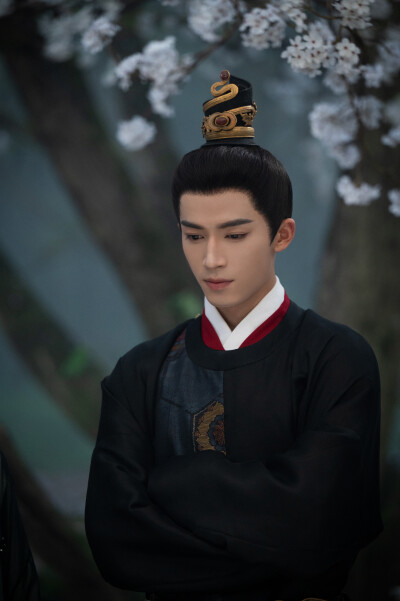 墨雨云间剧照，王涛饰演萧衡。