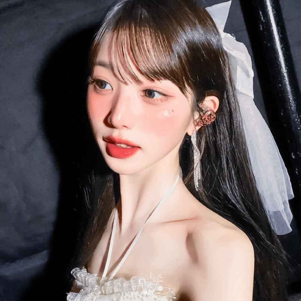 张元英