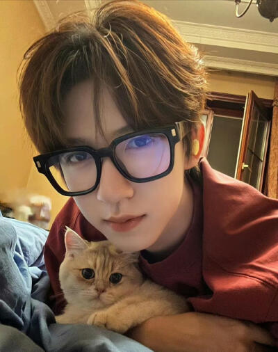 小贺生日快乐！