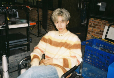 小贺生日快乐！