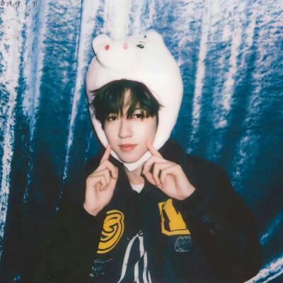 小贺生日快乐！