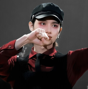     你知道吗 
         我有两个截然不同的灵魂