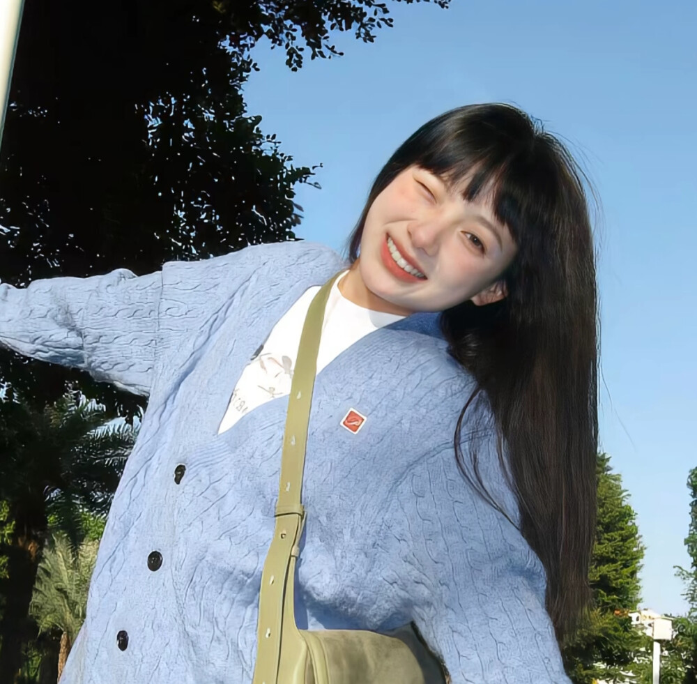 该合群合群，该独行独行，知世故而不世故，明暗随心