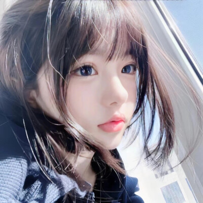 人活在记忆里 爱活在爱里