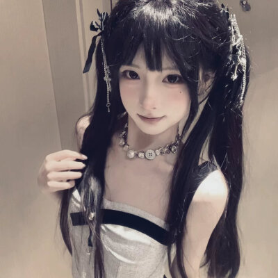 无非就是好感上头了 什么承诺都敢许.