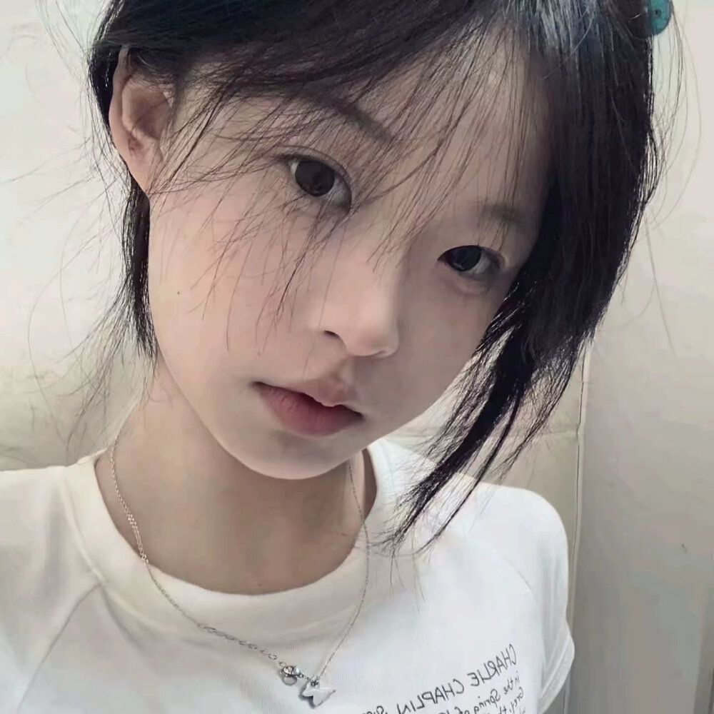 真人女生头像 多风格 ins 超火氛围感女