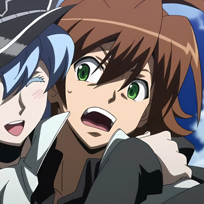 艾斯德斯 塔兹米