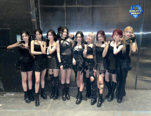 Kep1er 金采炫 休宁巴伊叶 崔有真 金多娟 徐永恩 姜艺书  江崎光 坂本舞白 沈小婷