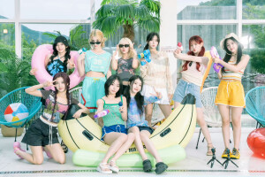 Kep1er 金采炫 休宁巴伊叶 崔有真 金多娟 徐永恩 姜艺书  江崎光 坂本舞白 沈小婷