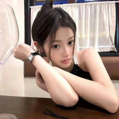 【锦鲤-】女生 头像 自截