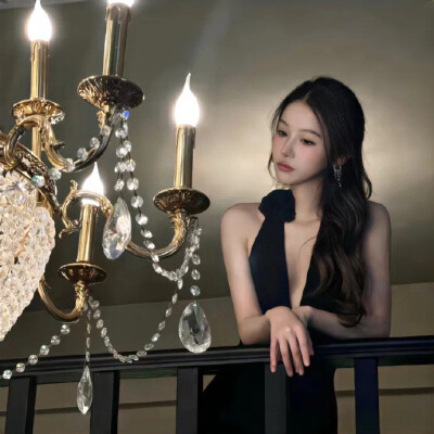 【锦鲤-】女生 头像 自截
