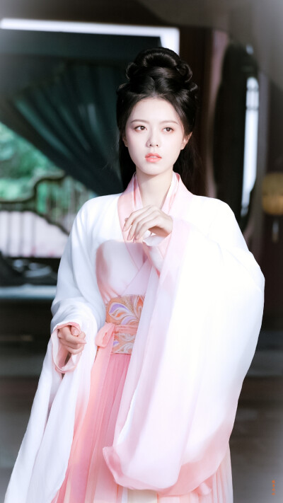 赵今麦