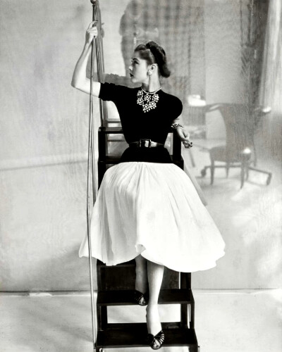 Vogue ，1952 ​​​