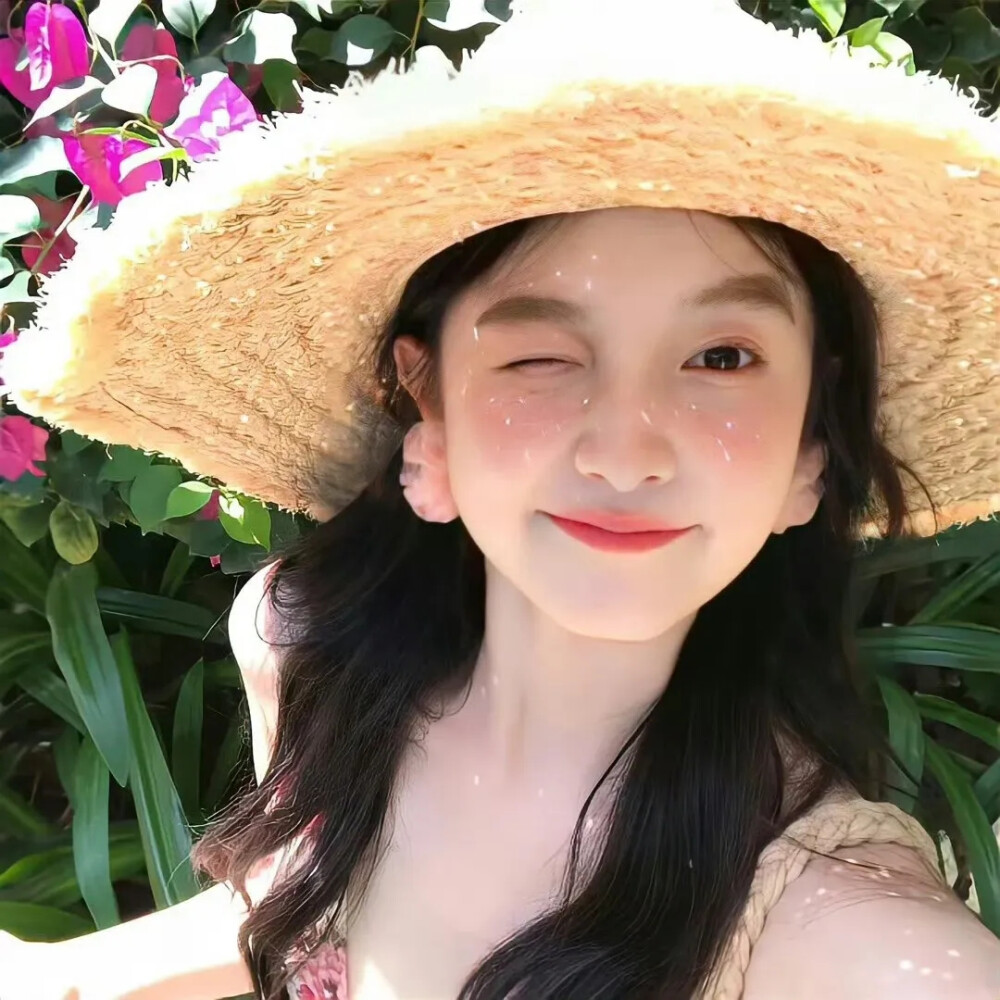 炫酷御姐加可爱真能女生头像