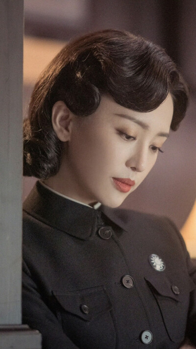 孤战迷城 罗秋韵