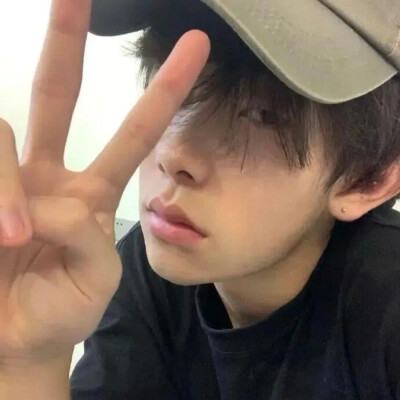 【锦鲤-】男生 头像 自截