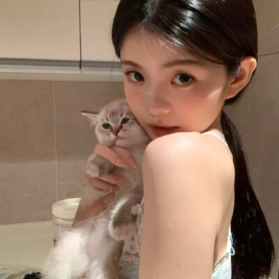 抱猫女头