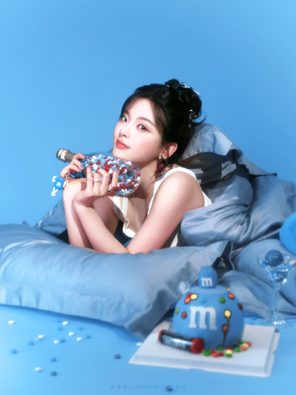 ▪杨超越
cr.桃乐玢