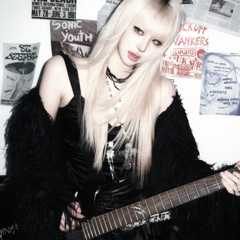 ₊⁺♡̶♡̶₊⁺