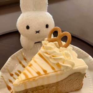 奶树暖羊：玩偶头像