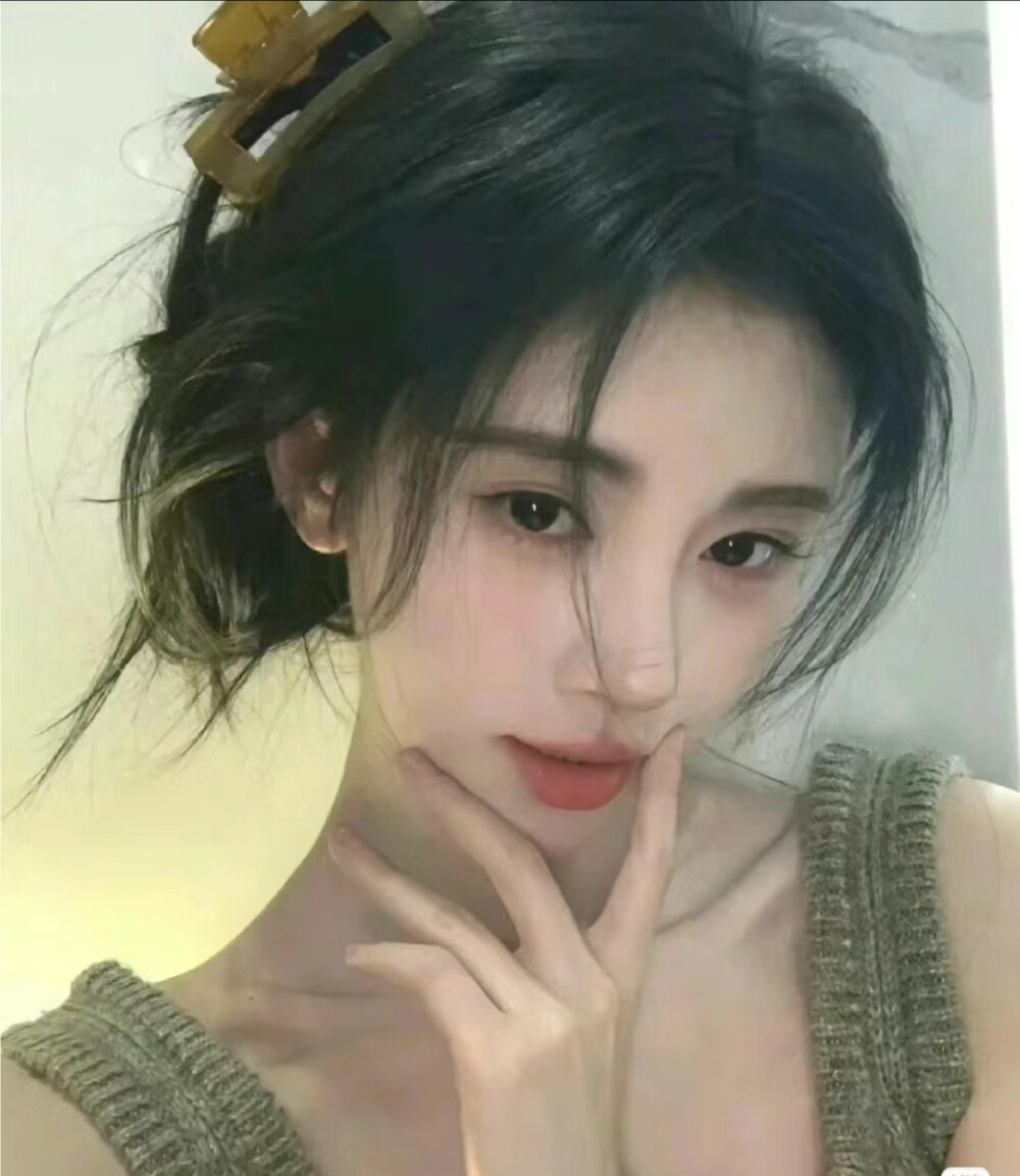 鞠婧祎头像