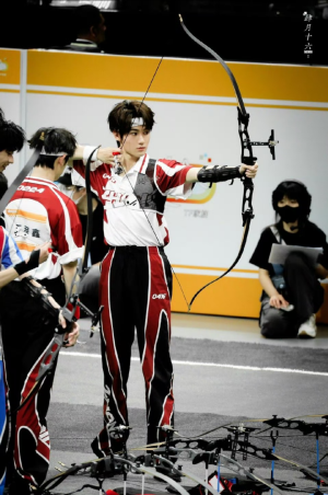 张真源TF家族运动会2024