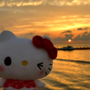 Hello Kitty可爱背景图 头像
