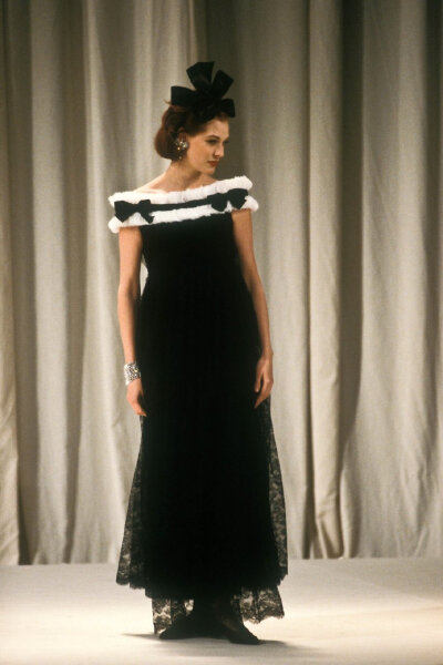 Chanel 1989年春夏高定 没有发过的优雅 ​​​