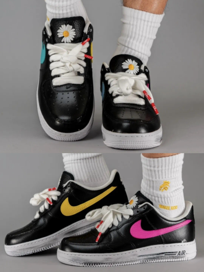 Peaceminusone x Nike AF1小雏菊3.0预计将在今年8月正式发布。
鞋面依旧会以"刮刮乐"刷漆的设计呈现，唯一的区别在于，这次是把Swoosh调了个色。将分别以粉色、黄色、绿色和蓝色的鸳鸯配色呈现...
材质方面选择了光…