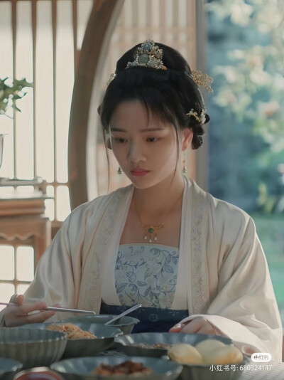 清平乐服装