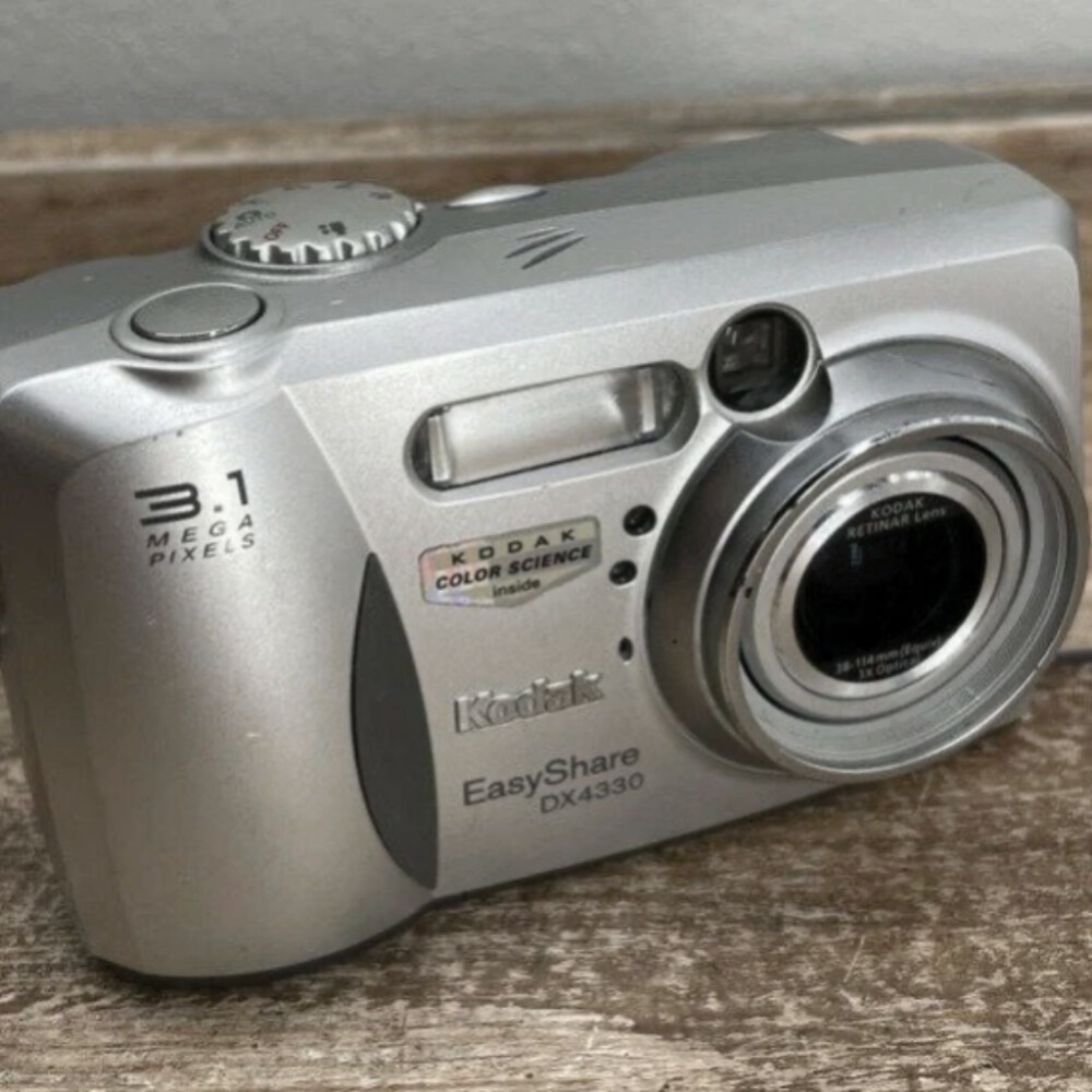 瞳孔和心跳的距离 在与你对视时清零