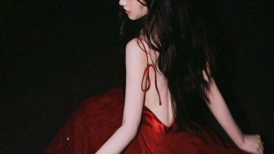 女主