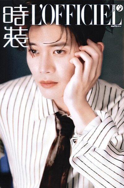 任嘉伦时装杂志