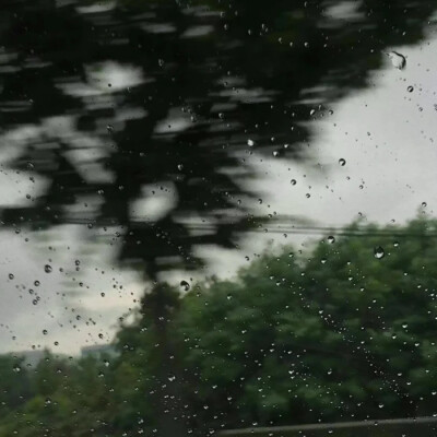 小城烟雨