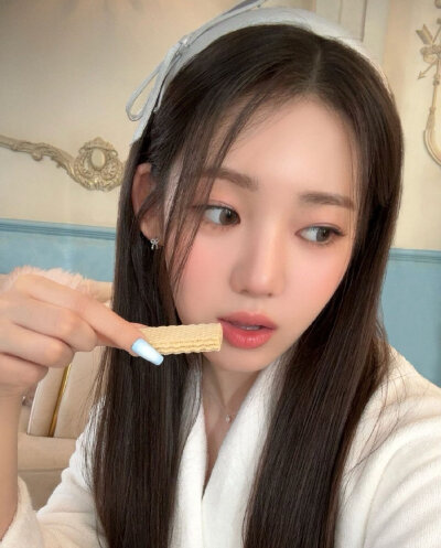 rora李茶仁