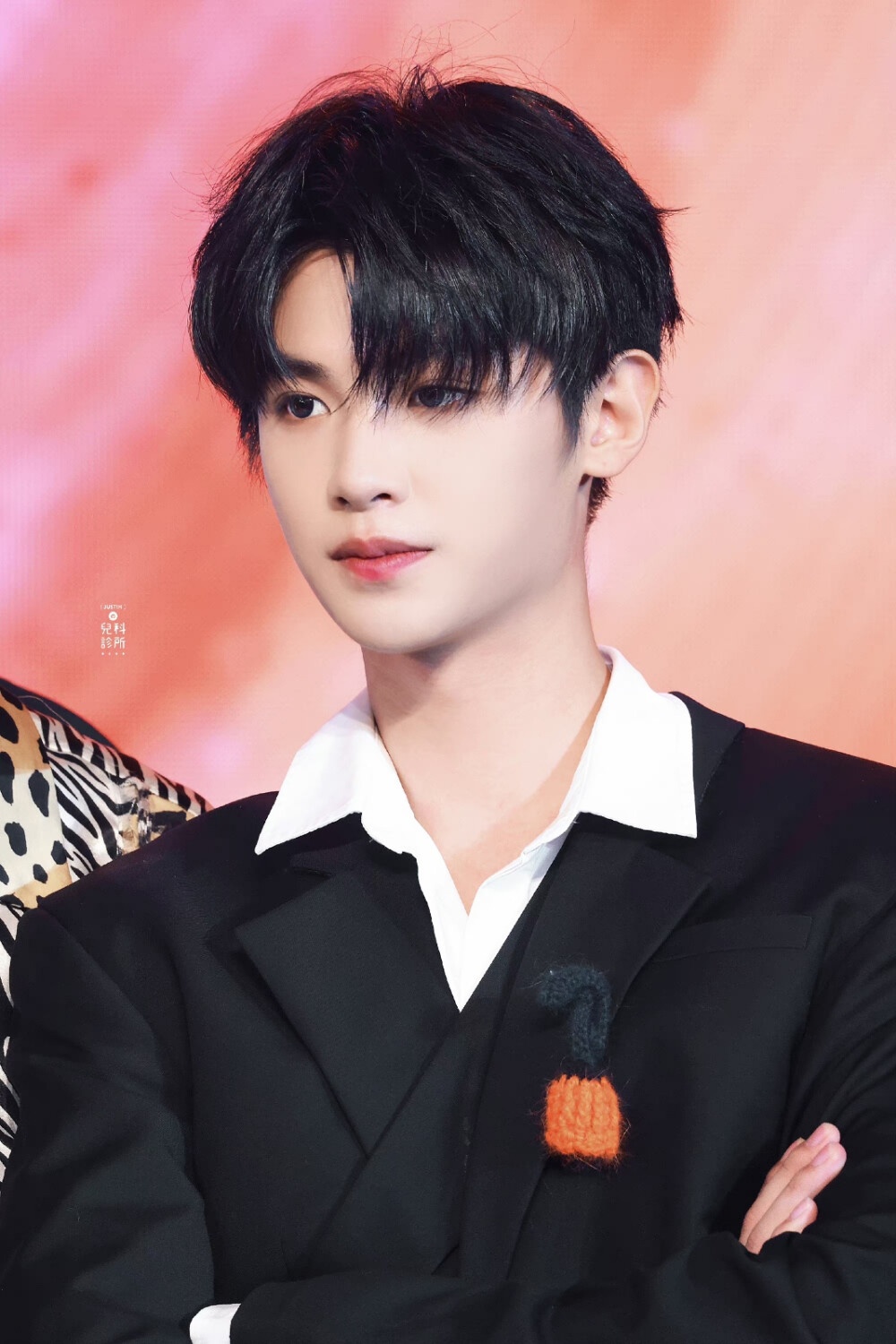 黄明昊