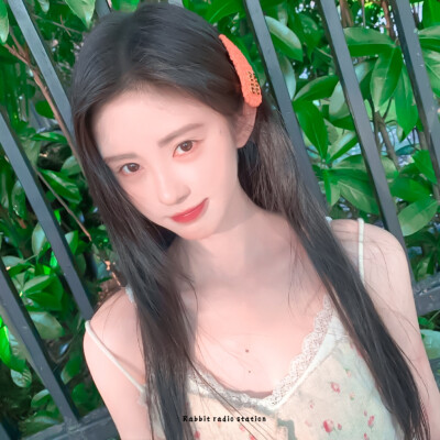 •鞠婧祎“ᯅᵒº°˚有时间吗？出来约个会”