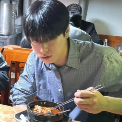 经常请吃饭的帅气欧巴