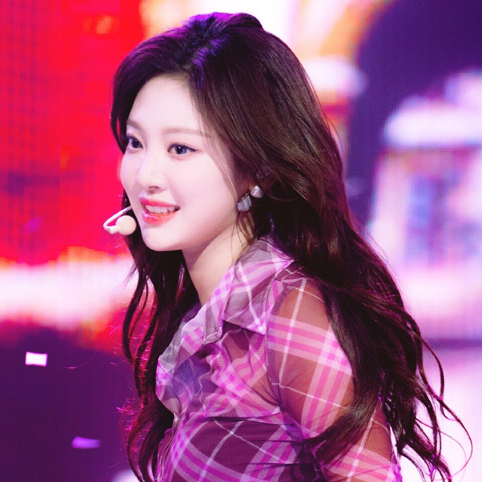 宁艺卓
二改收专