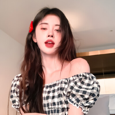 •鞠婧祎“ᯅᵒº°˚有时间吗？出来约个会”