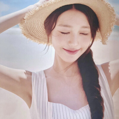 偶尔想念去年夏天的你