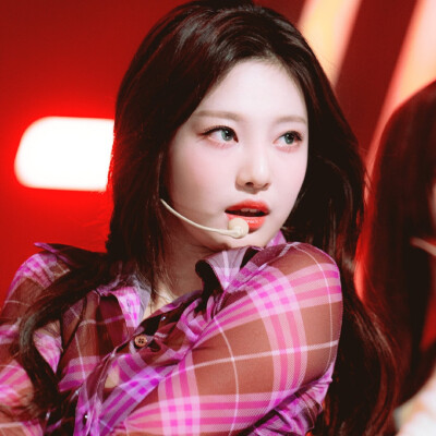 宁艺卓
二改收专