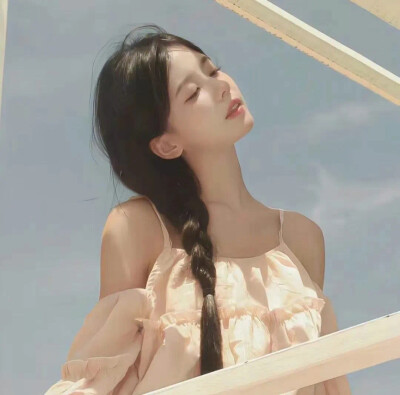 朦胧 氛围感 女生头像