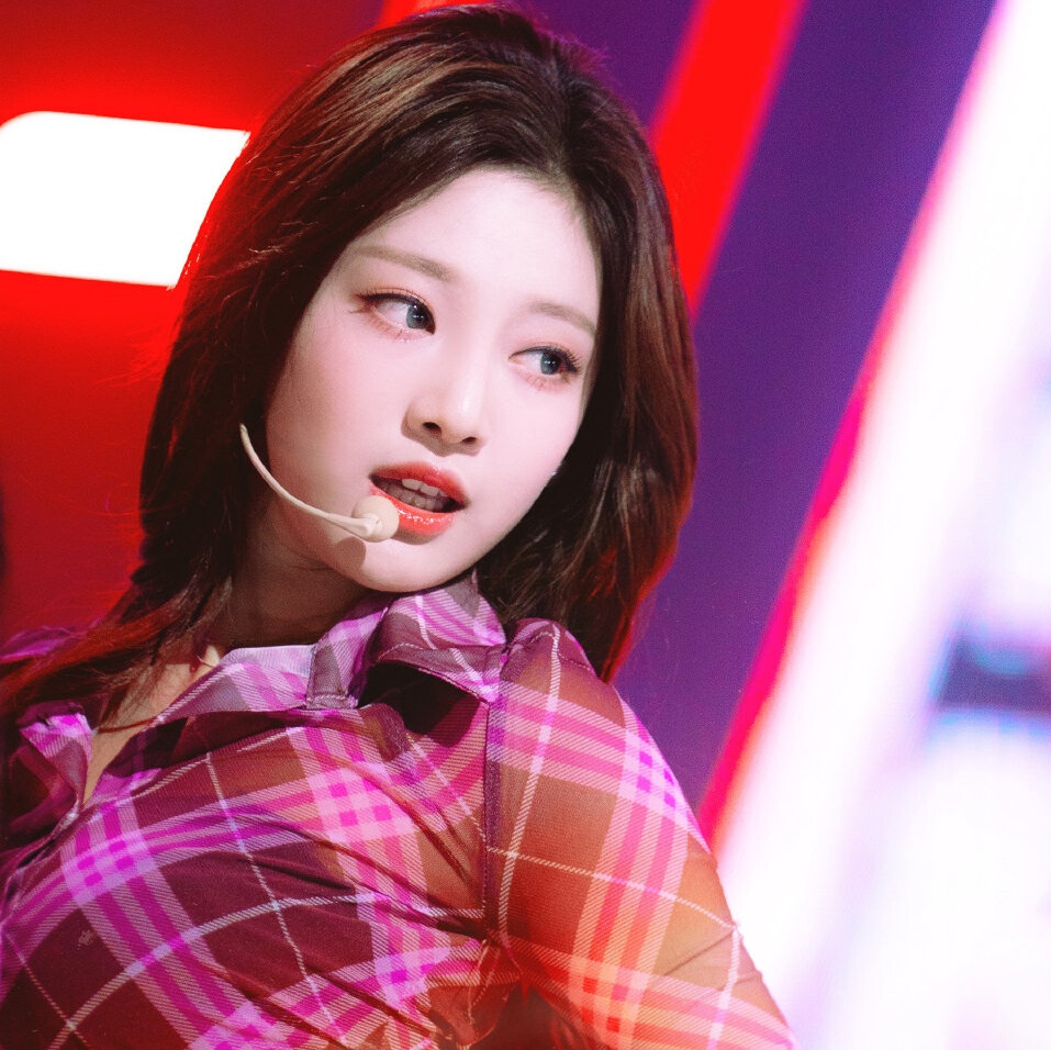 宁艺卓
二改收专