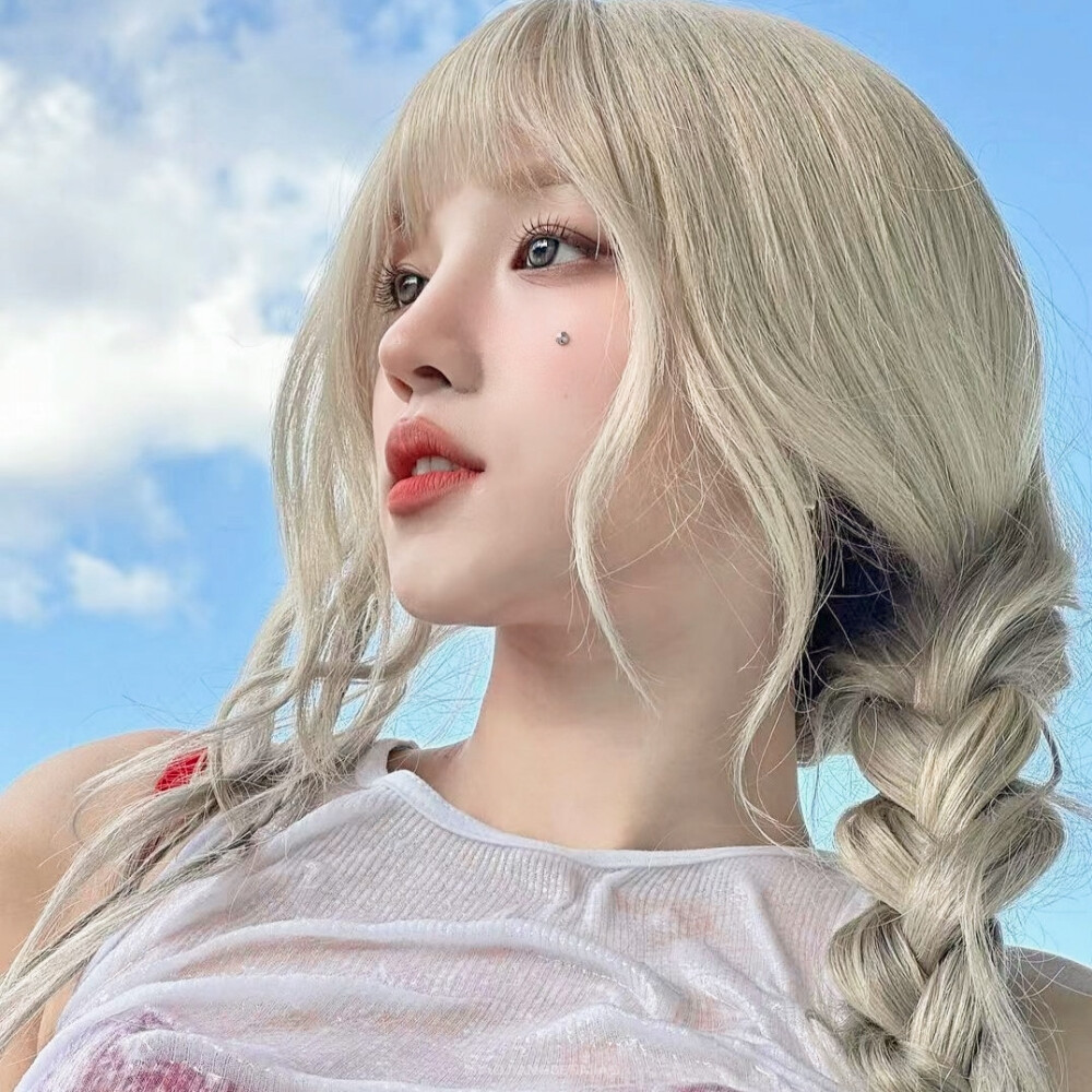 kpop人从不缺头像宋雨琦